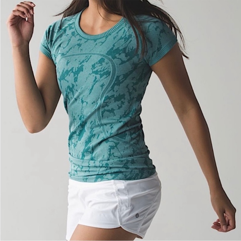 Lululemon Swiftly Tech Short Sleeve Crew Heathered Forage Teal Shirt